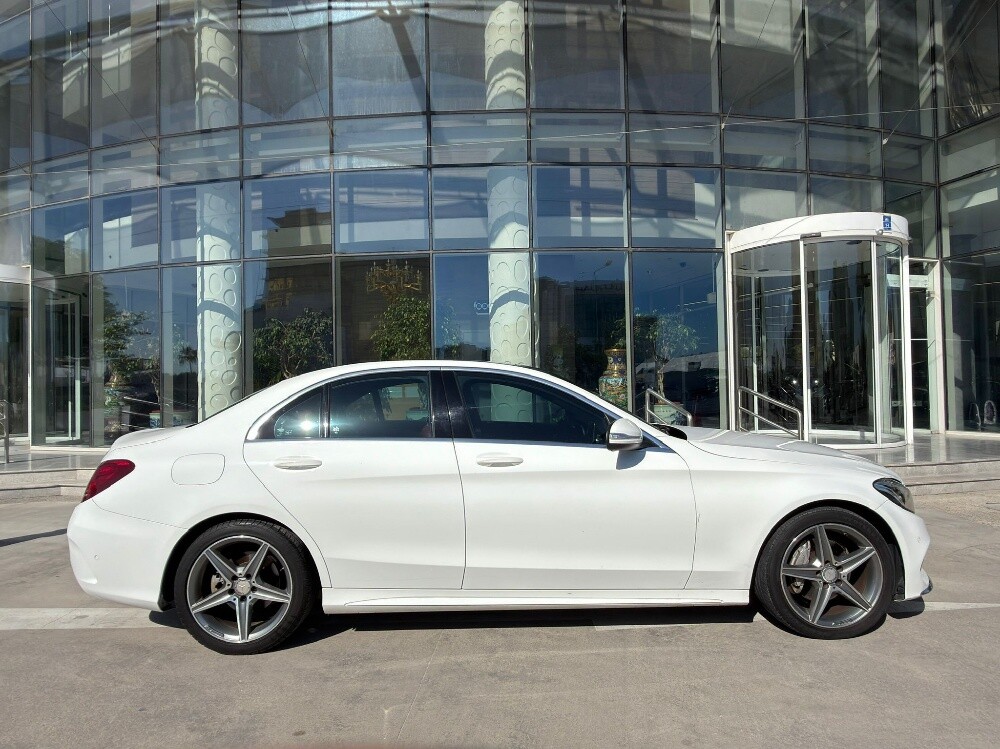 Mercedes C200 2015 — photo 10 for sale in Qatar
