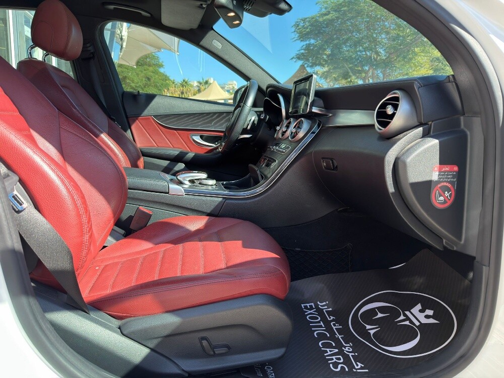 Mercedes C200 2015 — photo 4 for sale in Qatar