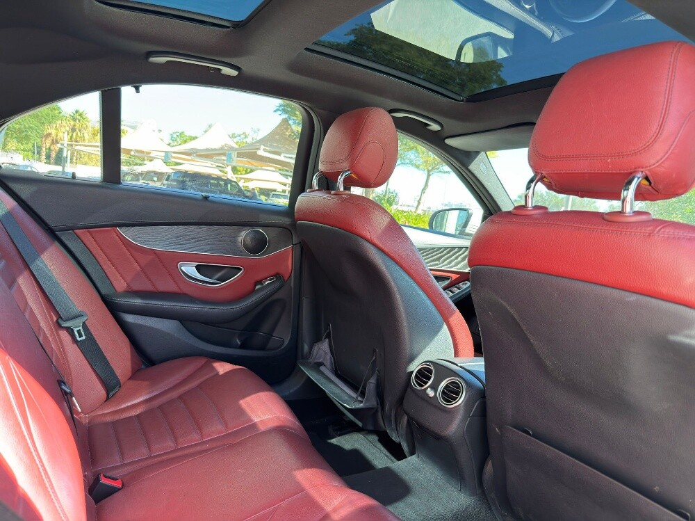 Mercedes C200 2015 — photo 8 for sale in Qatar
