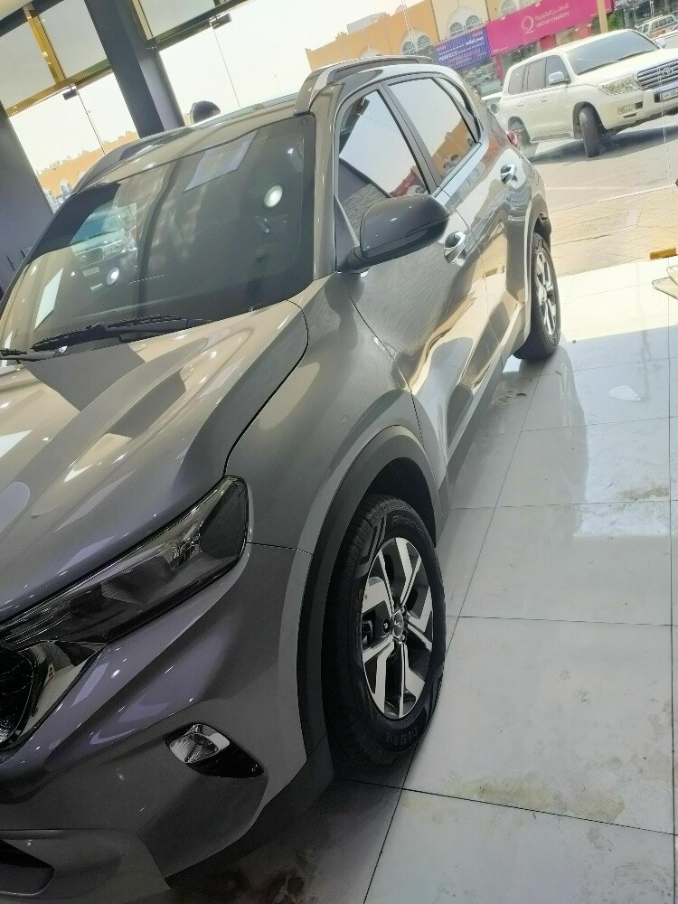 Kiya sonit for sale 2023 — photo 3 for sale in Qatar