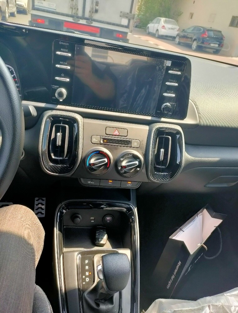 Kiya sonit for sale 2023 — photo 4 for sale in Qatar