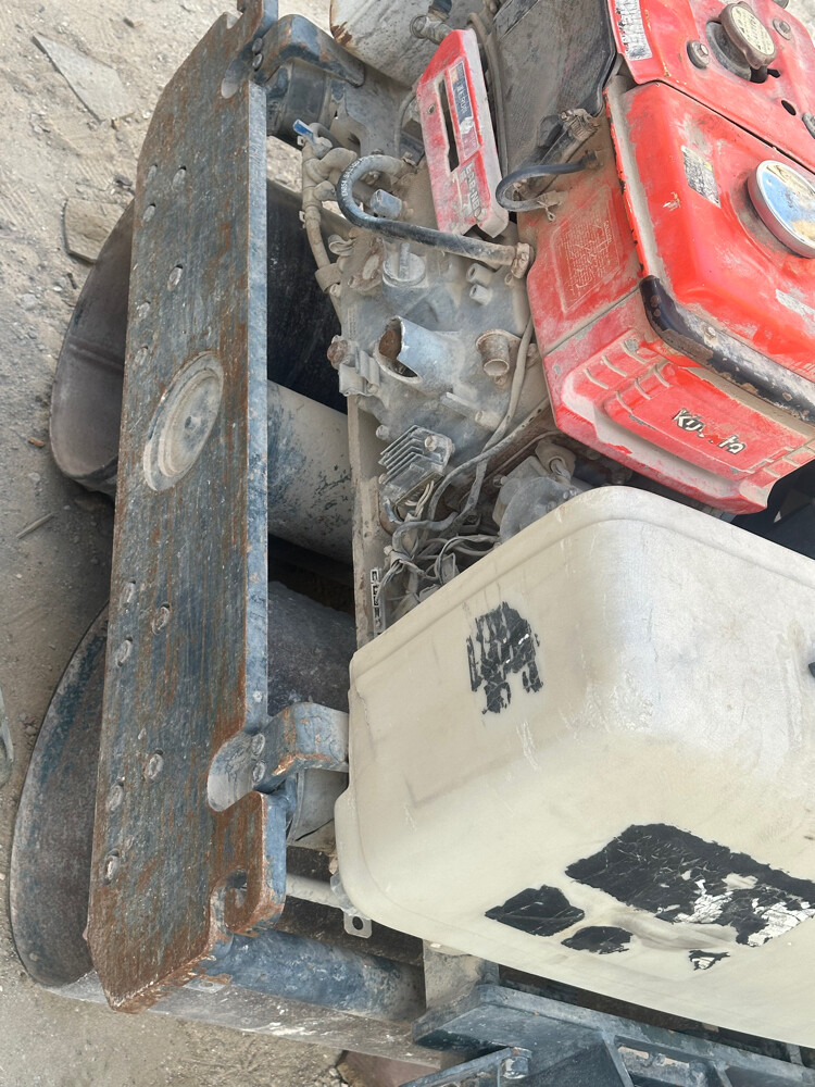 Roller compactor 1 ton - 4
