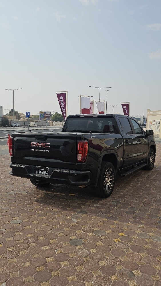 For sale: 2020 GMC Sierra 6 slide - 4