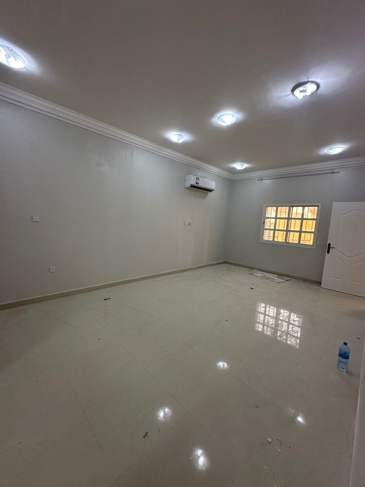 للبيع فلل بام صلال على مؤجرة 435 - 2
