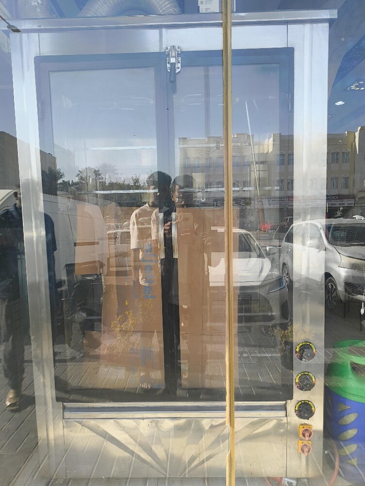 Commercial gas rotisserie oven - 1