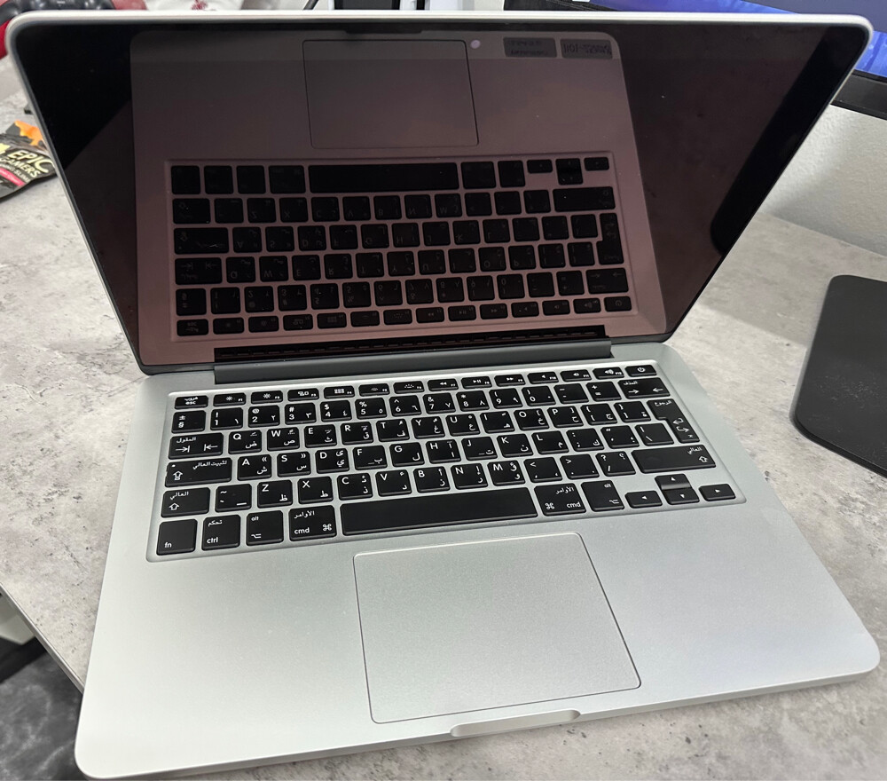 Apple MacBook Pro 13-inch Retina - 4