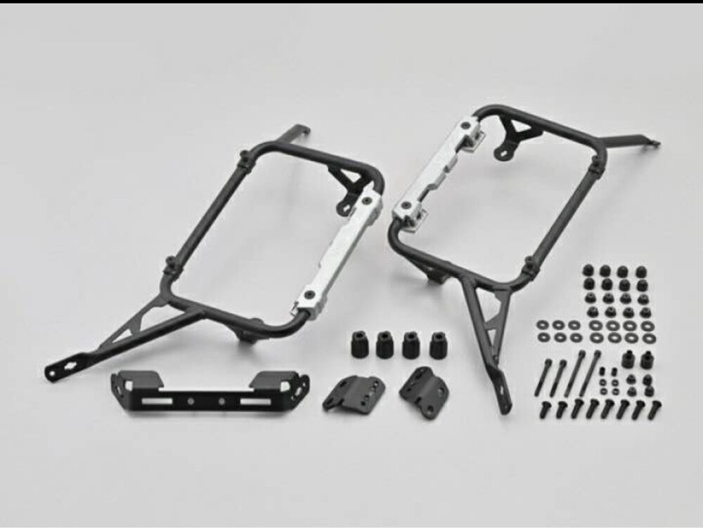 Suzuki V-Strom 1050 Givi racks - 1