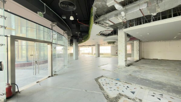 Commercial Shops for Rent  Lusail - 4