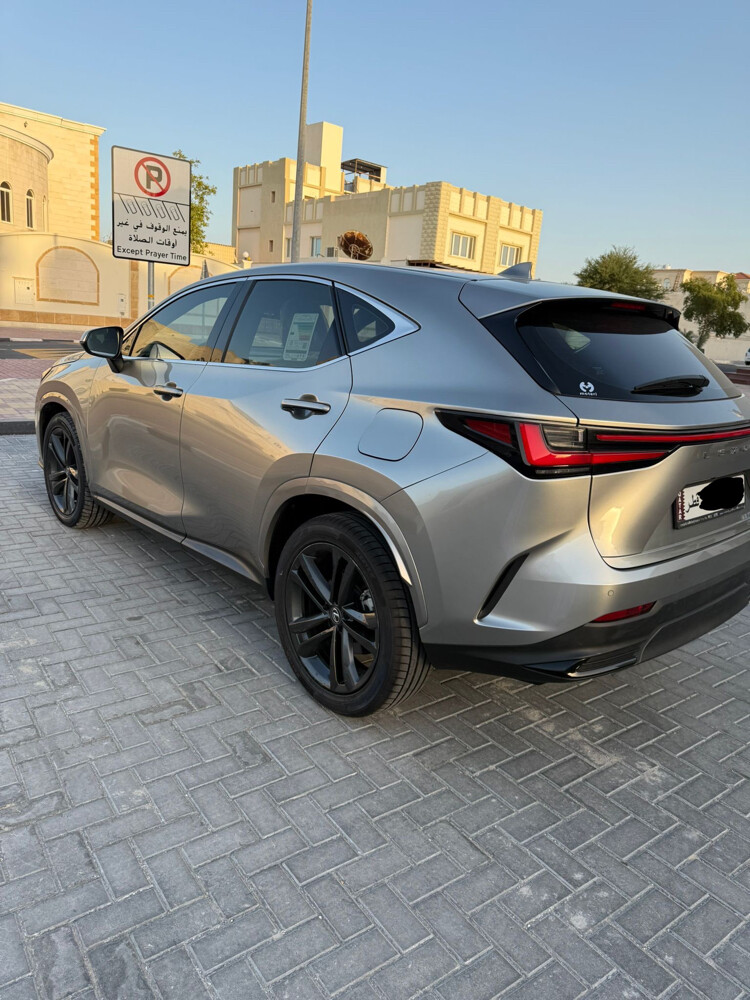 Lexus NX350 2023 — photo 2 for sale in Qatar