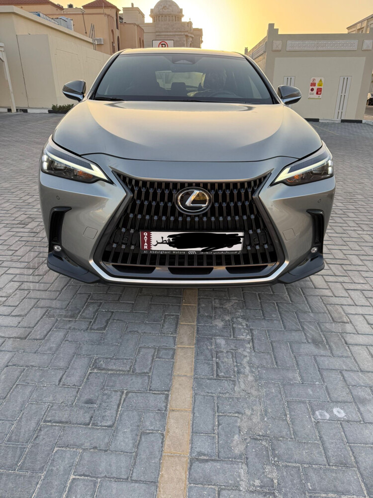 Lexus NX350 2023 — photo 5 for sale in Qatar
