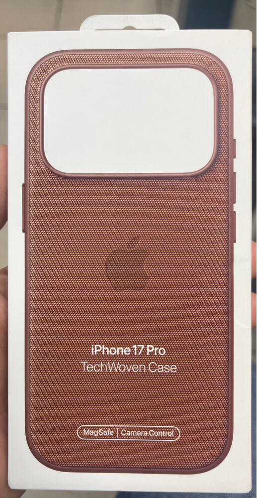 IPhone 17 pro TechWovenCase - 1