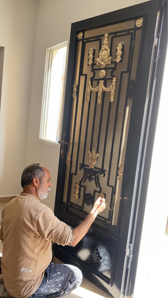 صيانة وصبغ جميع البوابات داخل قطر - 2