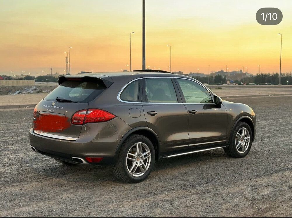 Porsche Cayenne - 2