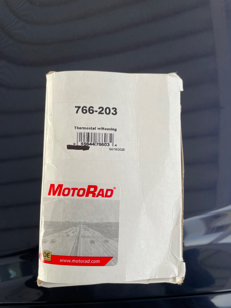 Thermostat with Housing – MotoRad - 4