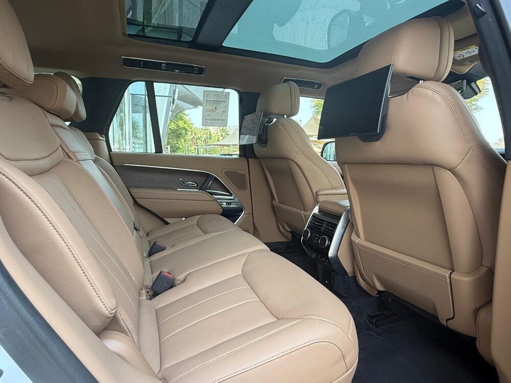 Range Rover HSE 2023 — photo 8 for sale in Qatar