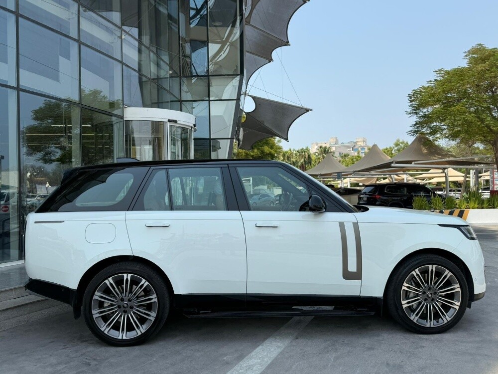Range Rover HSE 2023 — photo 4 for sale in Qatar