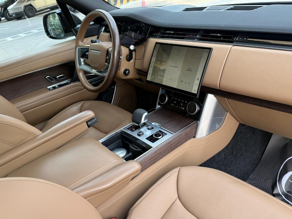 Range Rover HSE 2023 — photo 11 for sale in Qatar
