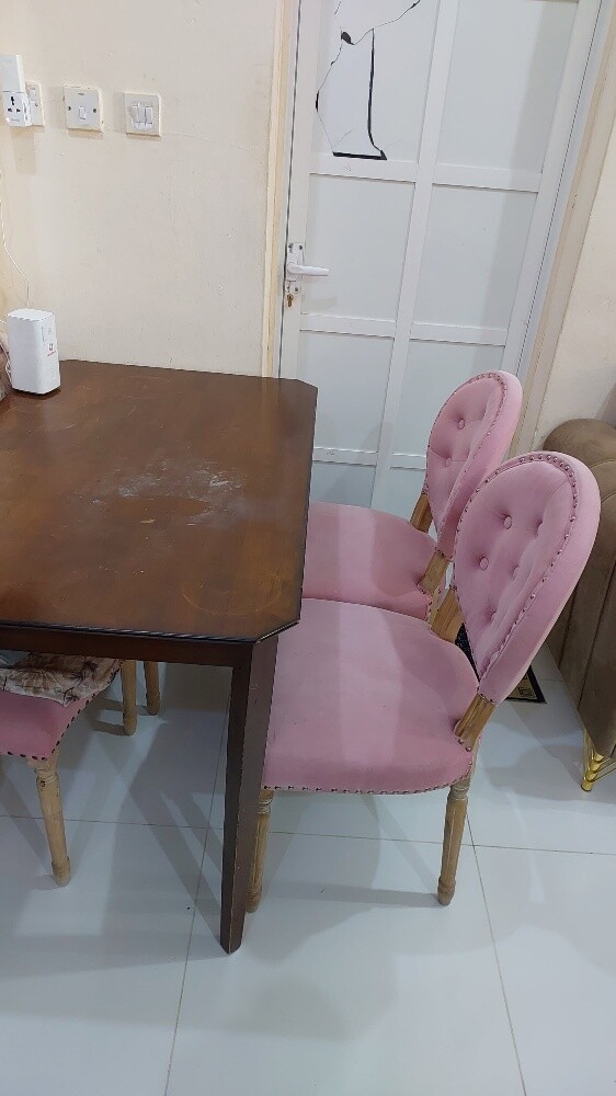 طاولة طعام - 4