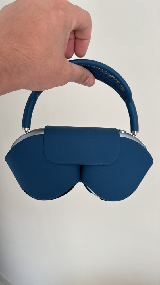 AirPods Max blue - 1
