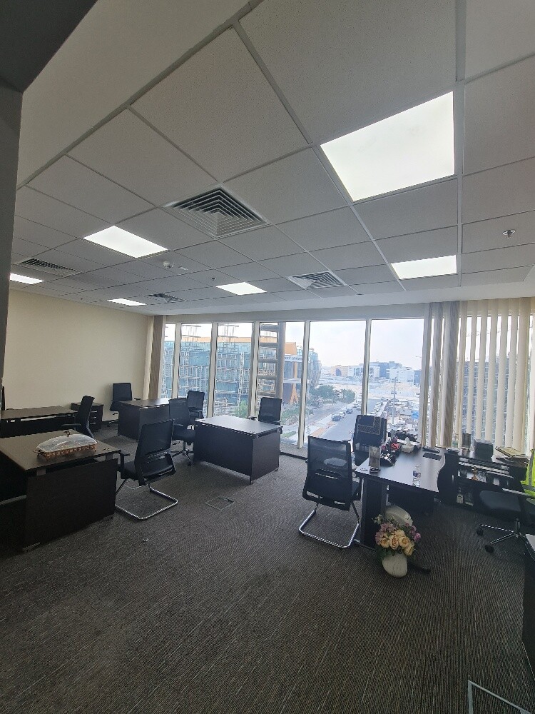 Business Center - 2