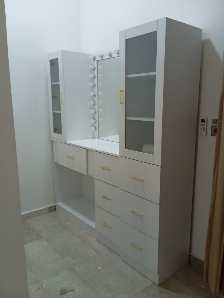 كبتات ودريسن وطاولات - 3