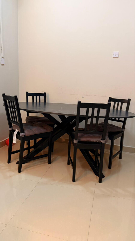 dinning table ikia  - 2