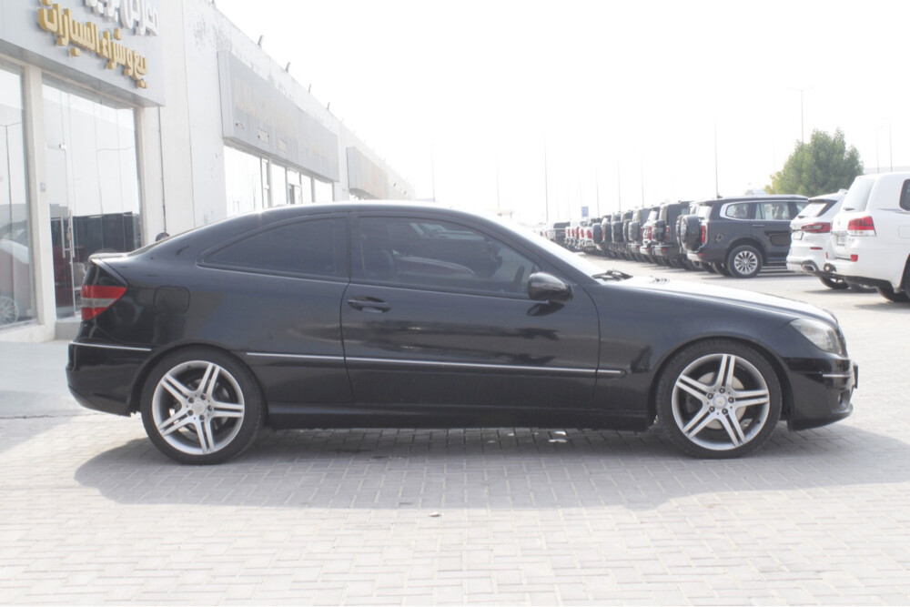 For Sale Mercedes CLC 200 2009 — photo 8 for sale in Qatar