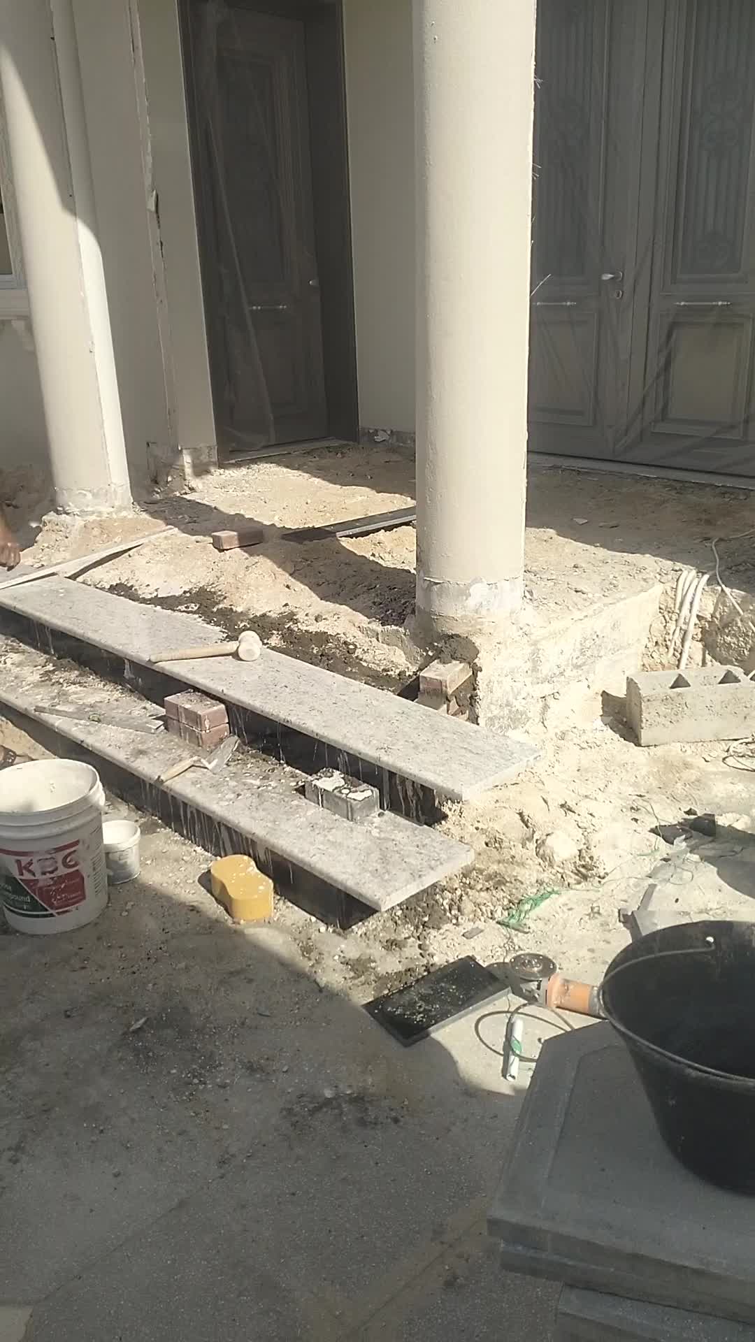 بناء ملاحق - 1
