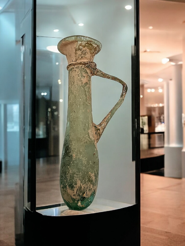 ancient glass roman - 4