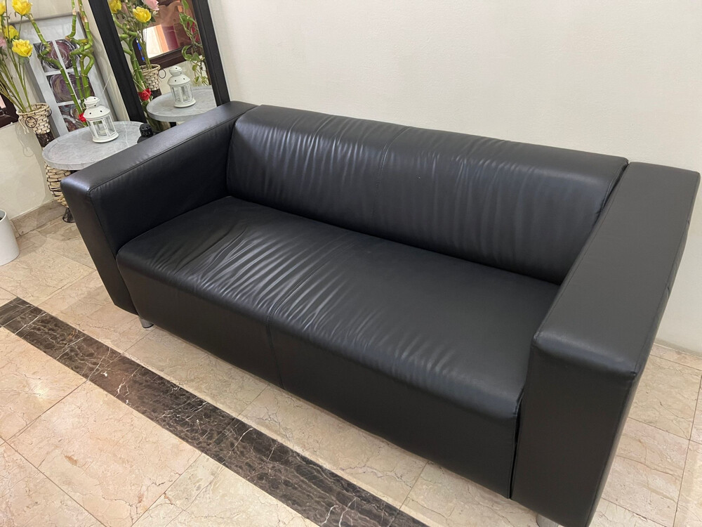 Sofa 3 month leather - 1