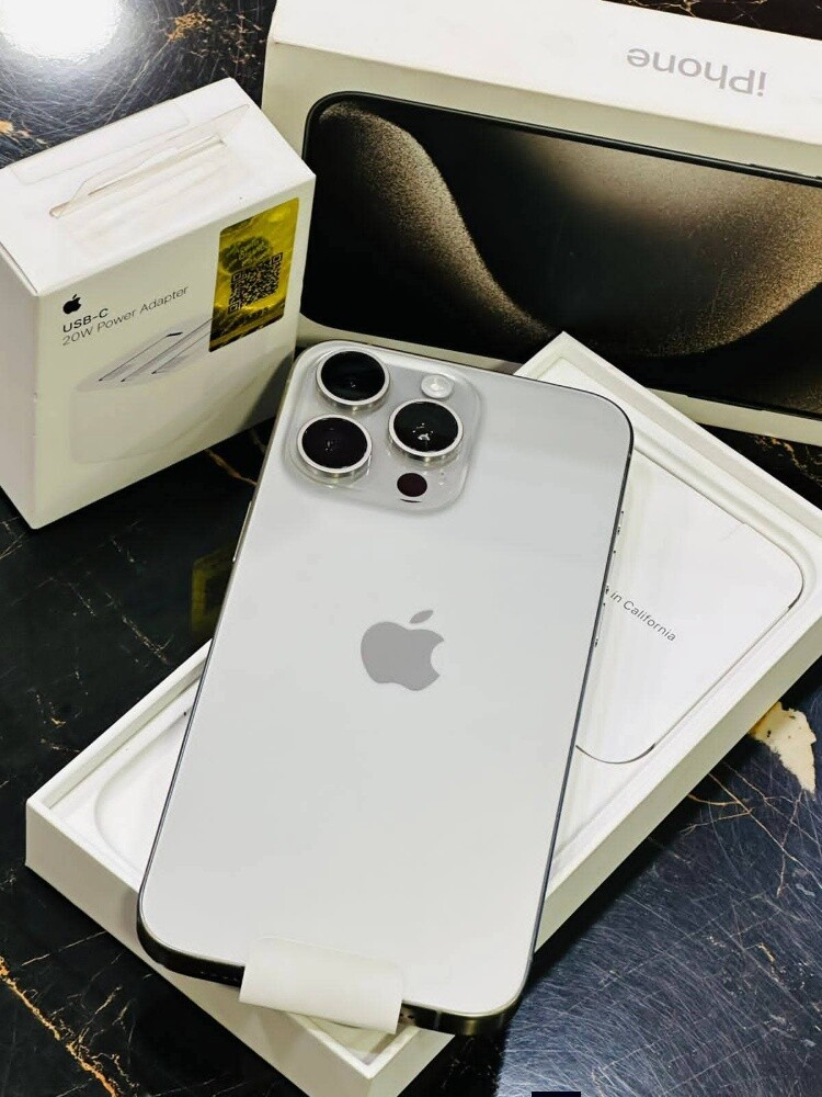 Apple Iphone 15 pro max - 2
