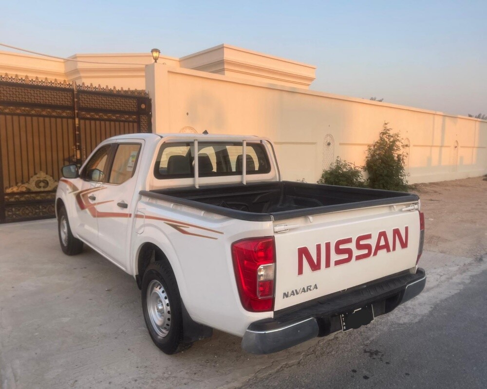 NISSAN NAVARA - 7