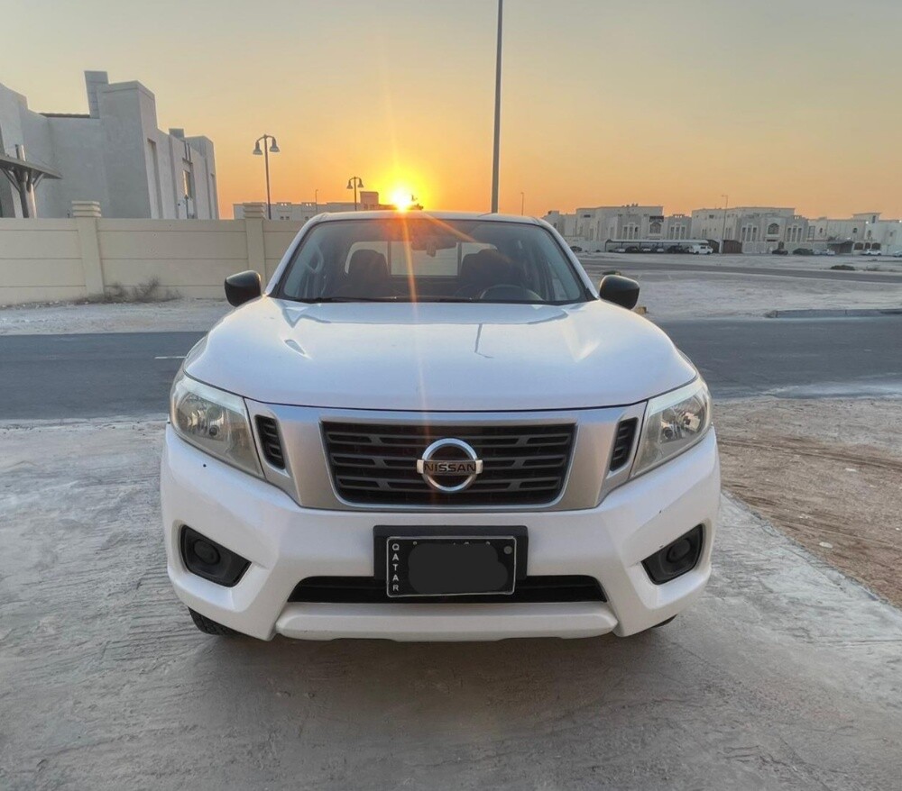 NISSAN NAVARA - 4