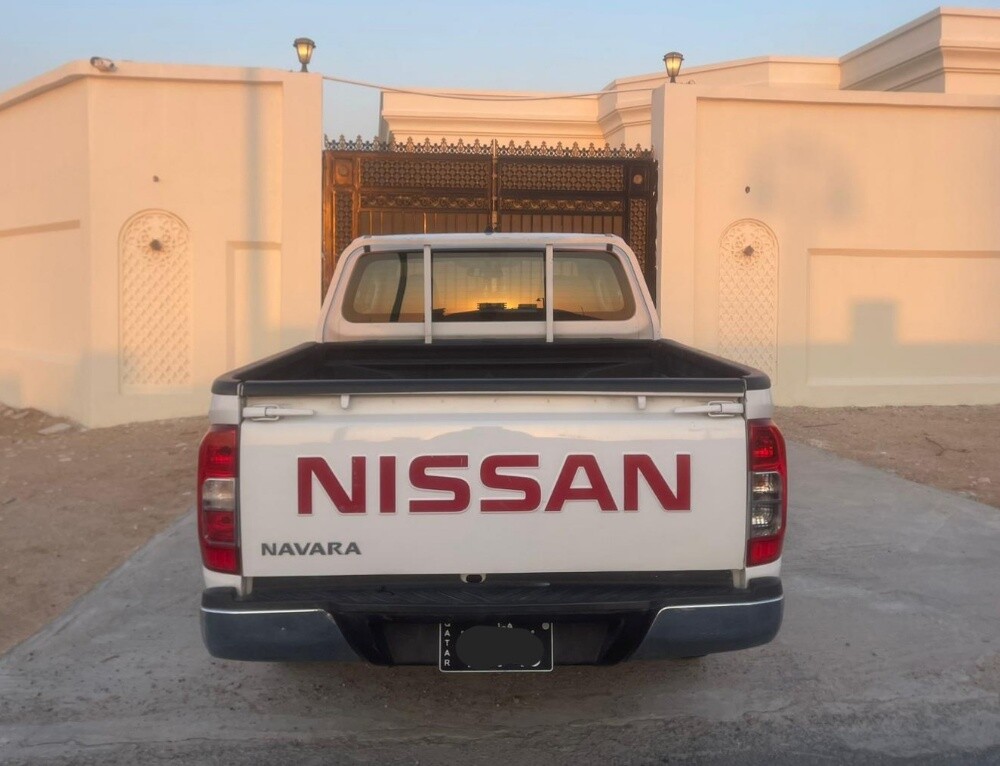 NISSAN NAVARA - 6