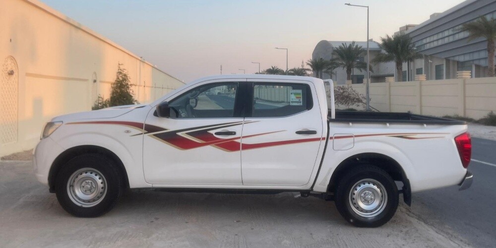 NISSAN NAVARA - 8