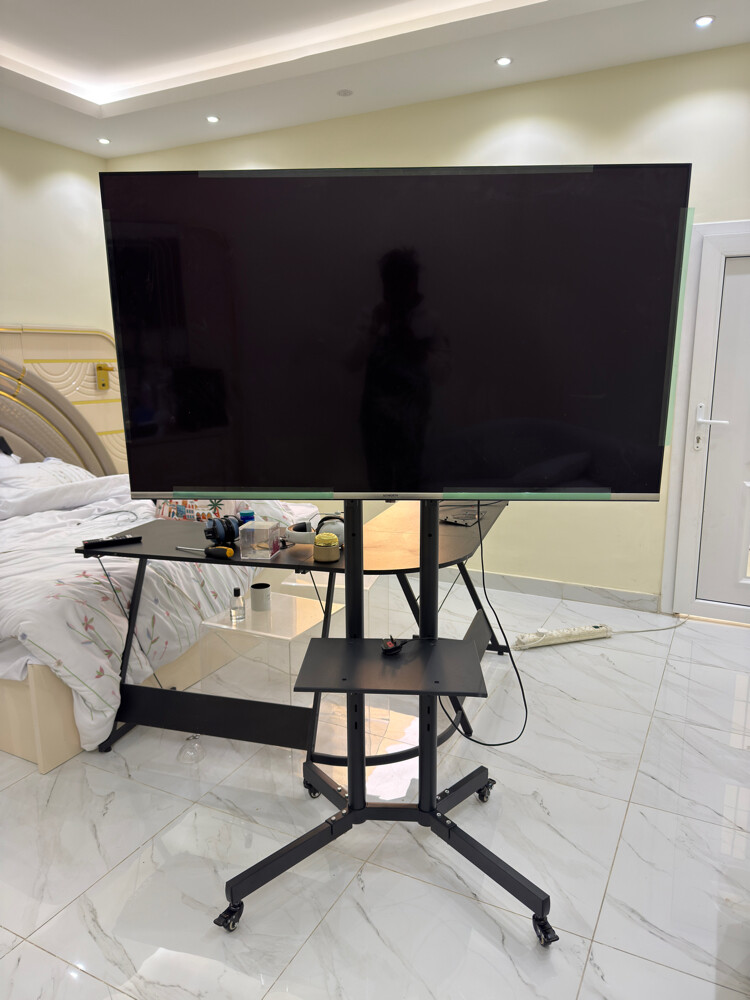 Tv stand. - 1