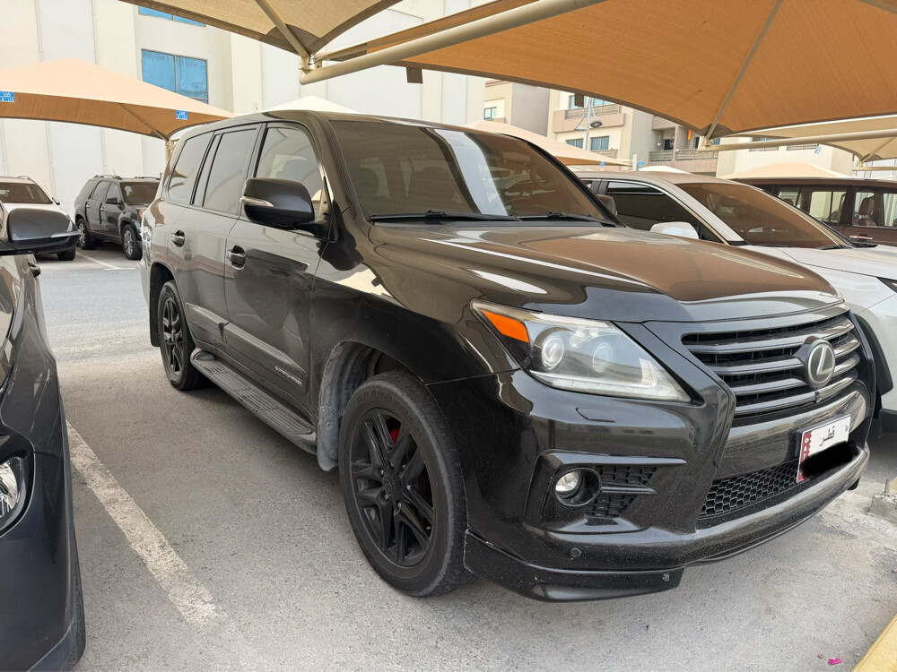 LX 570 in mint condition  - 4