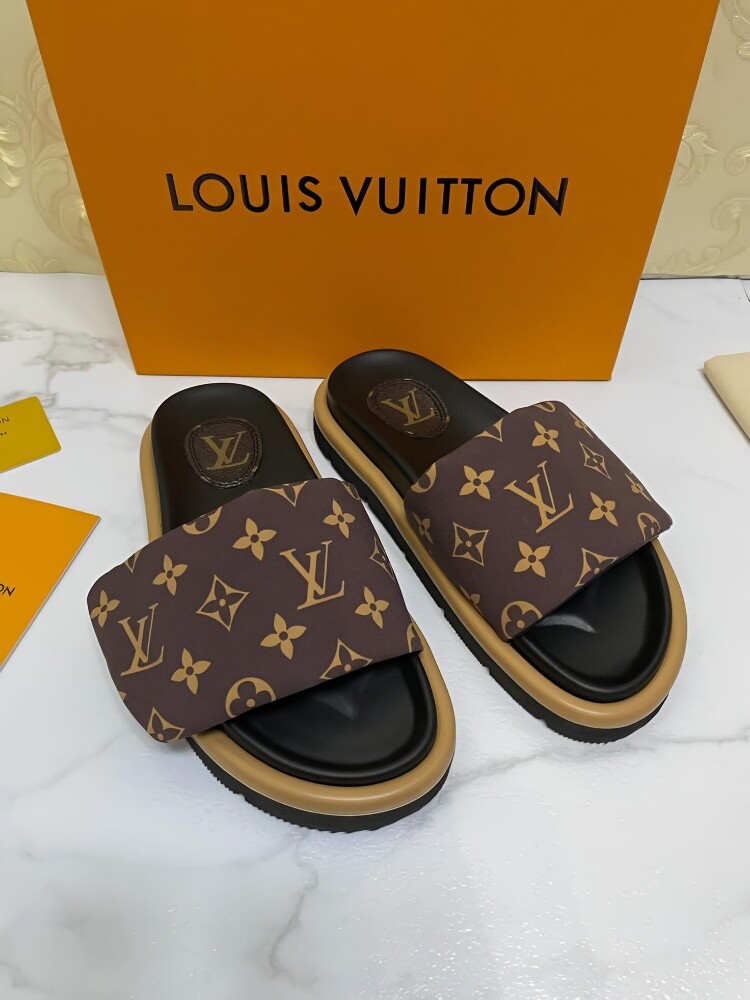 louis vuitton pool pillow comfort - 3