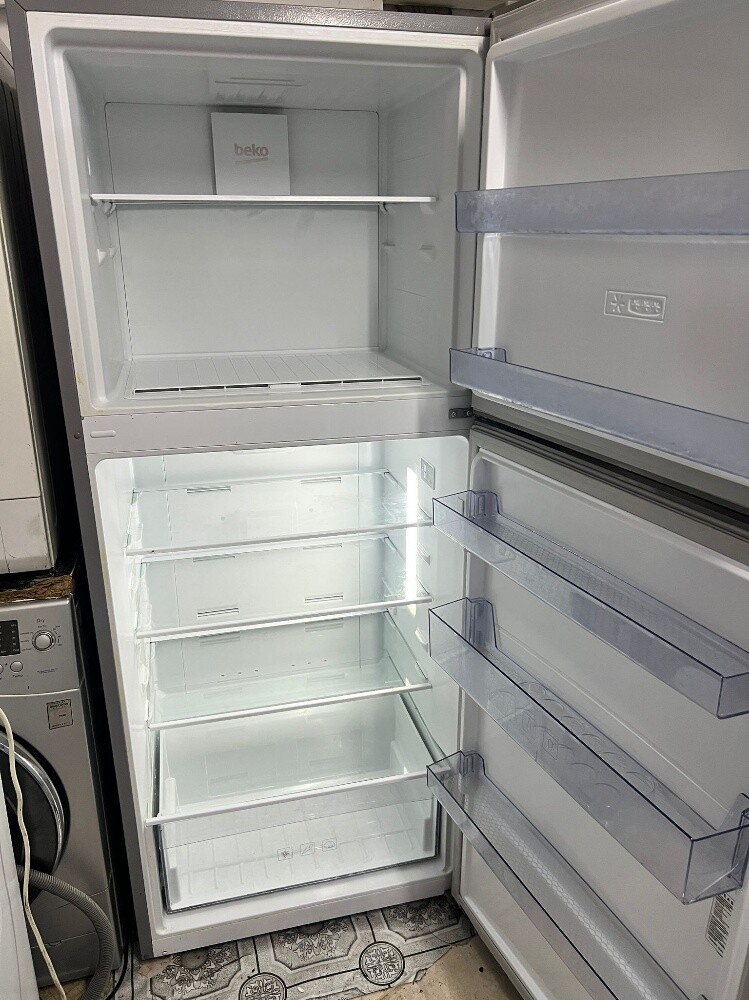 beko refrigerator, like new - 4