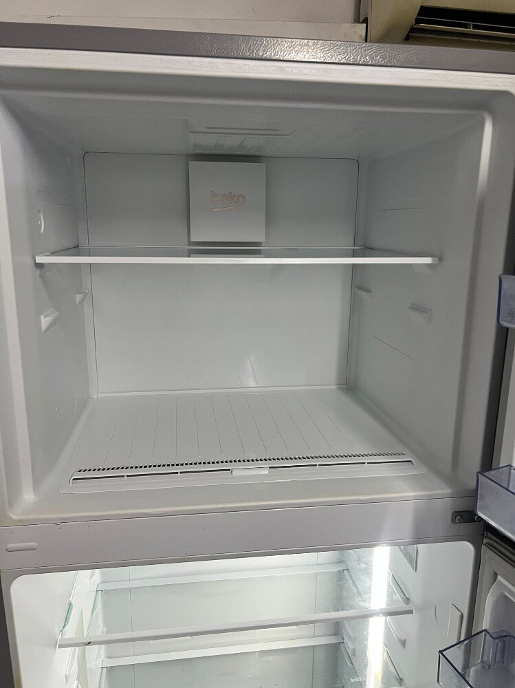 beko refrigerator, like new - 8