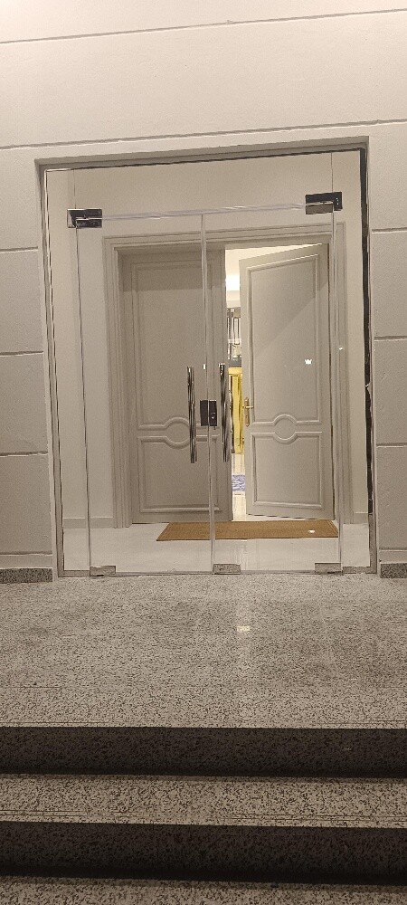 Glass door - 1