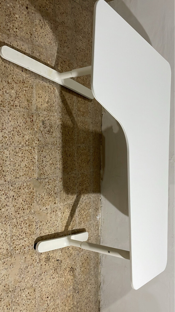 طاوله - 1