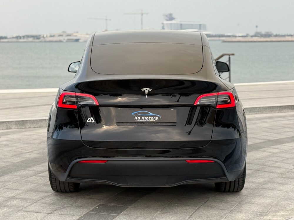 tesla Y 2024 — photo 7 for sale in Qatar