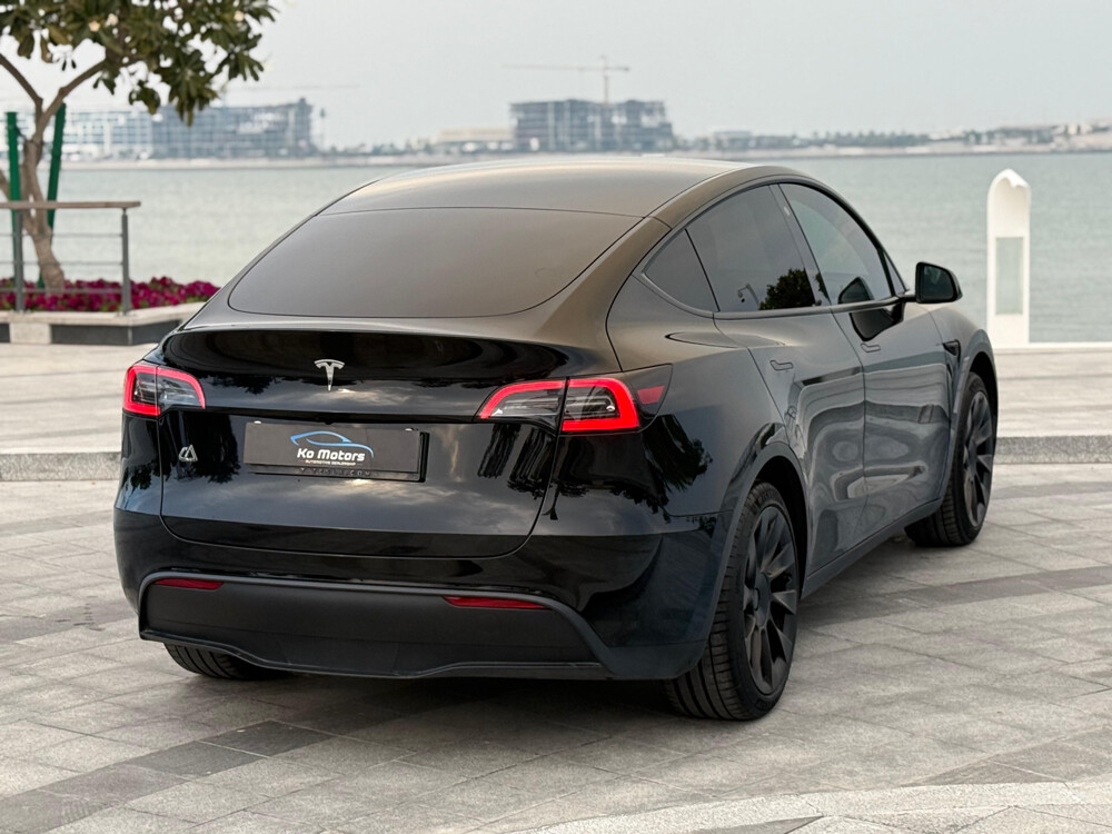 tesla Y 2024 — photo 6 for sale in Qatar