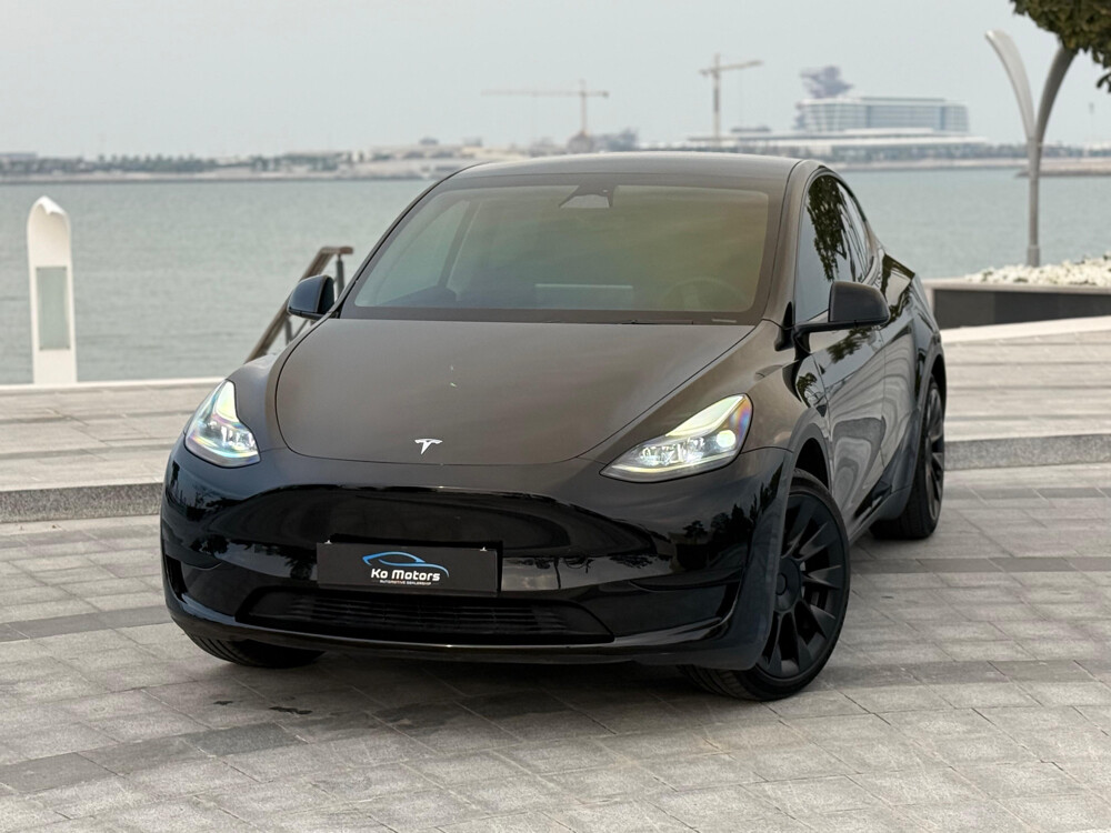 tesla Y 2024 — photo 1 for sale in Qatar