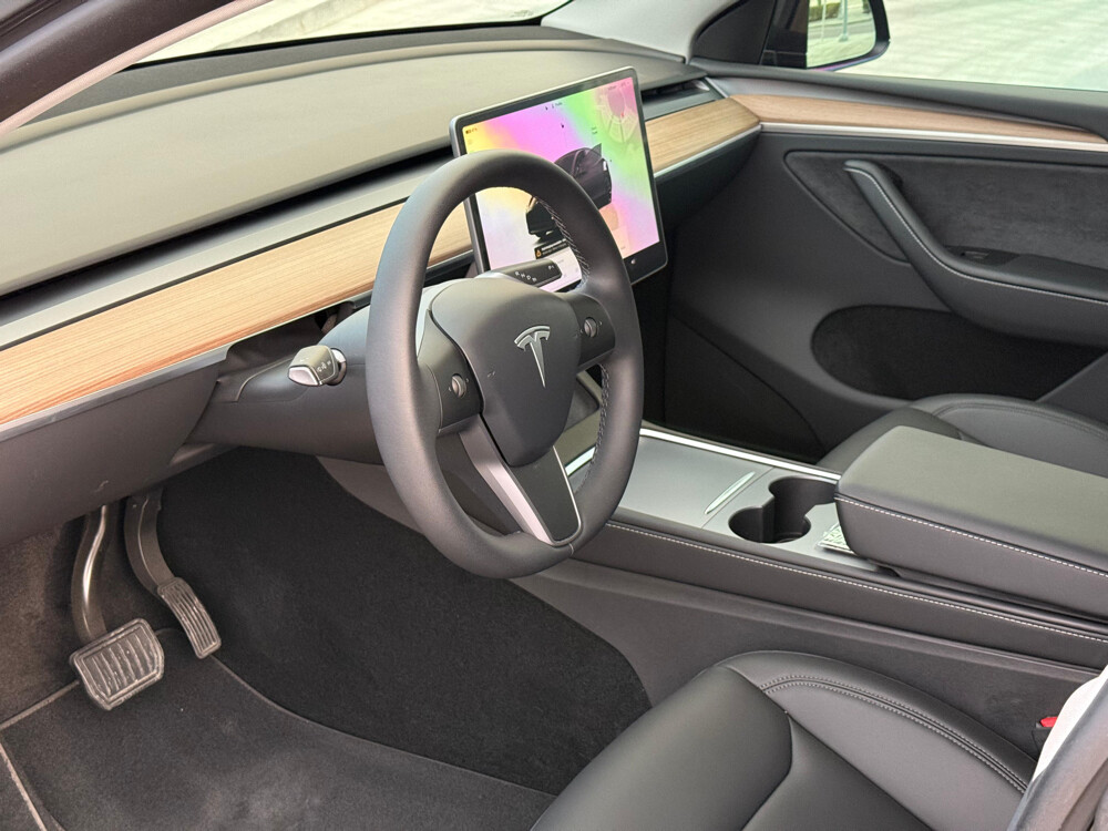 tesla Y 2024 — photo 9 for sale in Qatar