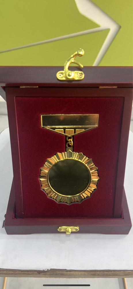 دروع دائرية ذهبية فاخرة - 3