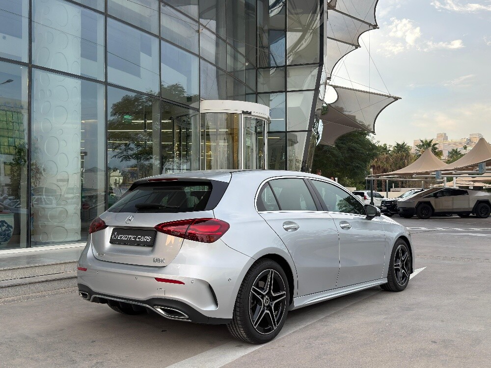 Mercedes A200 2024 — photo 10 for sale in Qatar