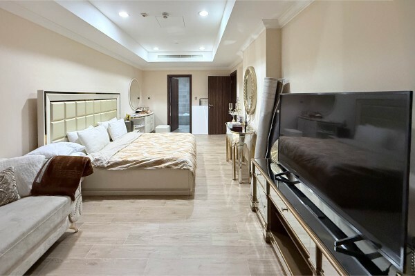 Furnished Apartment with Balcony - 10