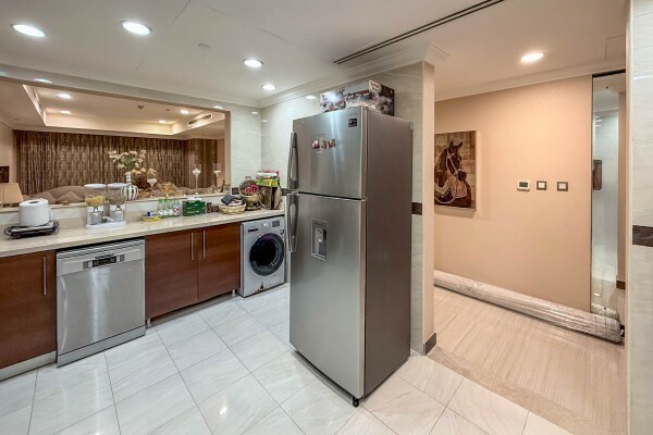 Furnished Apartment with Balcony - 9